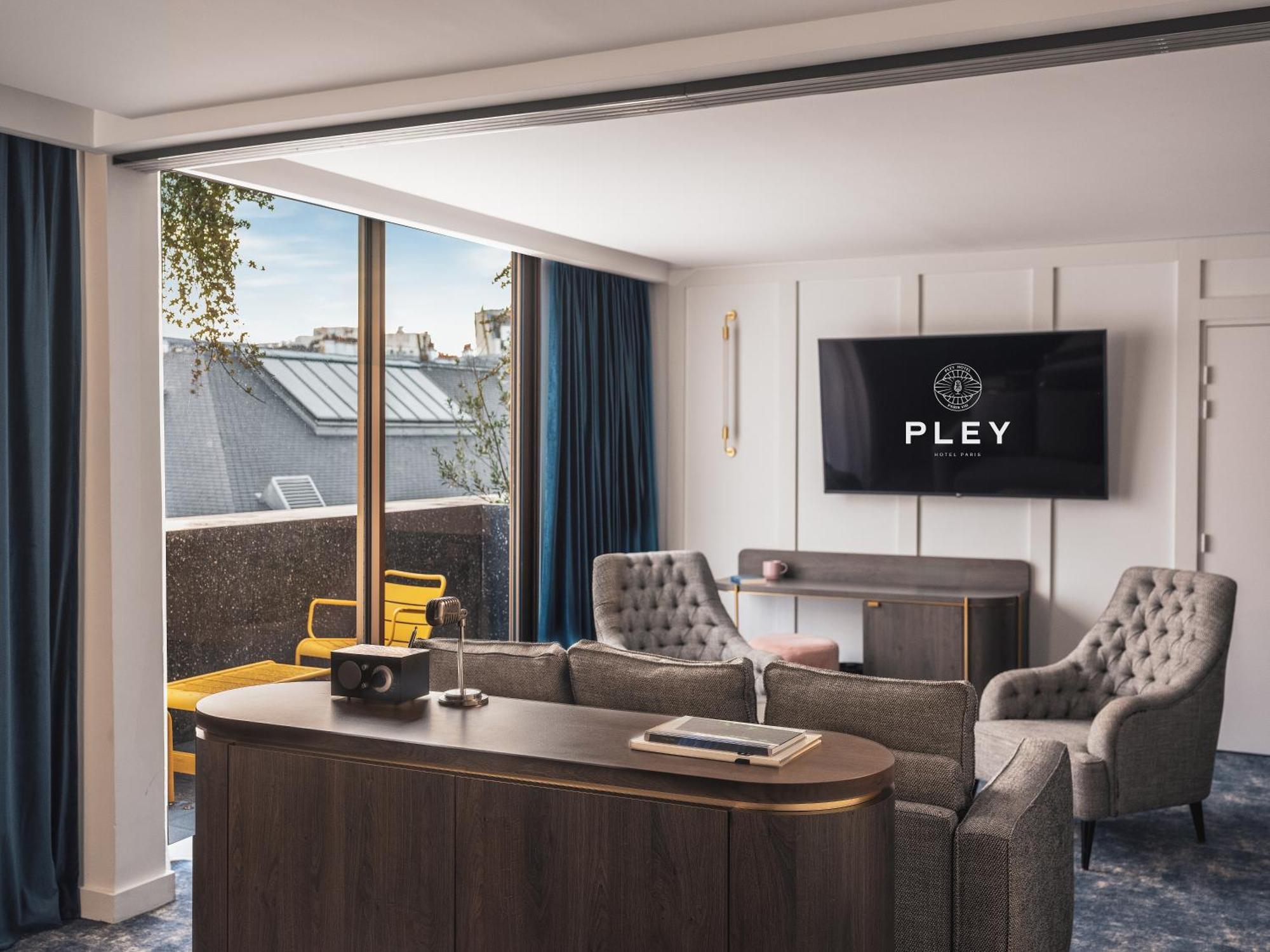 Pley Hotel Paris Exterior photo